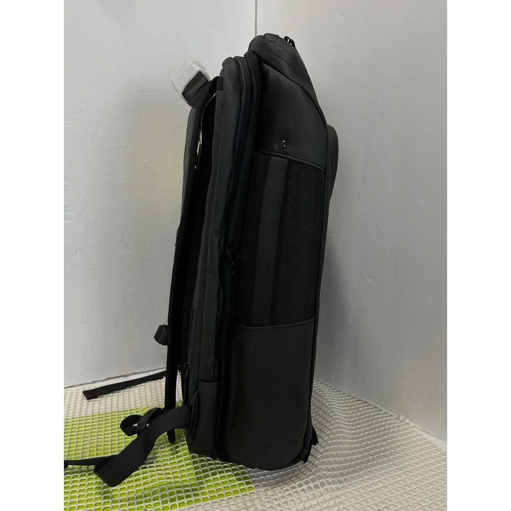 AVIO Los Angeles E010125 Black Backpack 30L Tech Laptop NEW WITH TAG Travel Bag